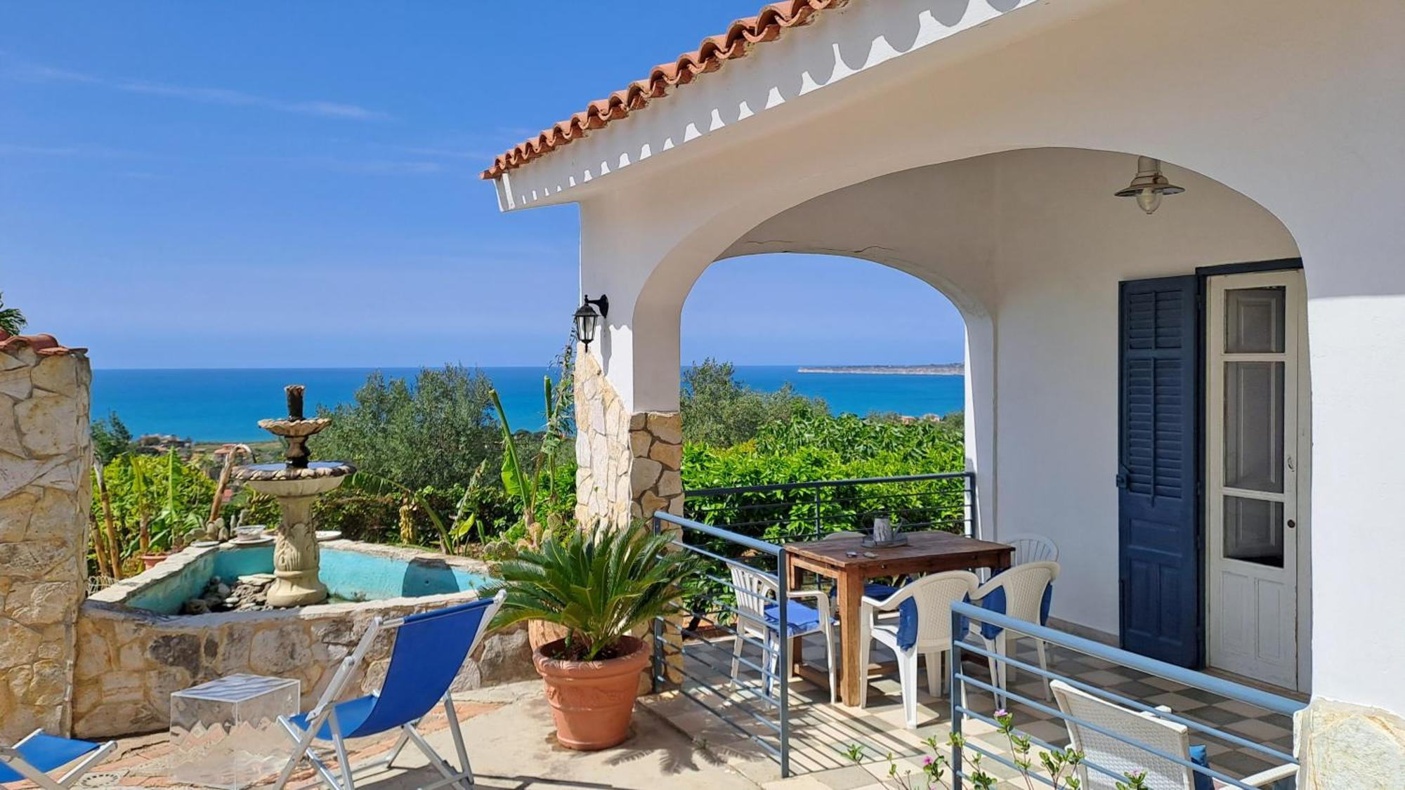 Villa Belvedere Michelle Trappeto  Exterior photo